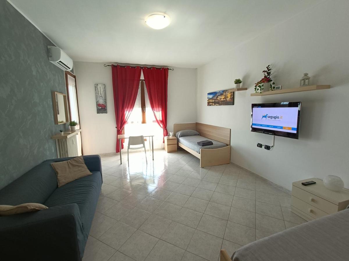 Sofia Sweet Home Corsico Extérieur photo